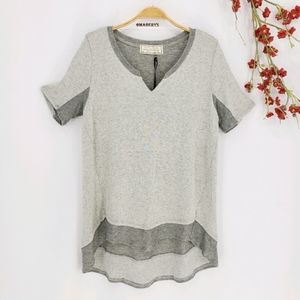 New SINUOUS V-notch knit tunic top